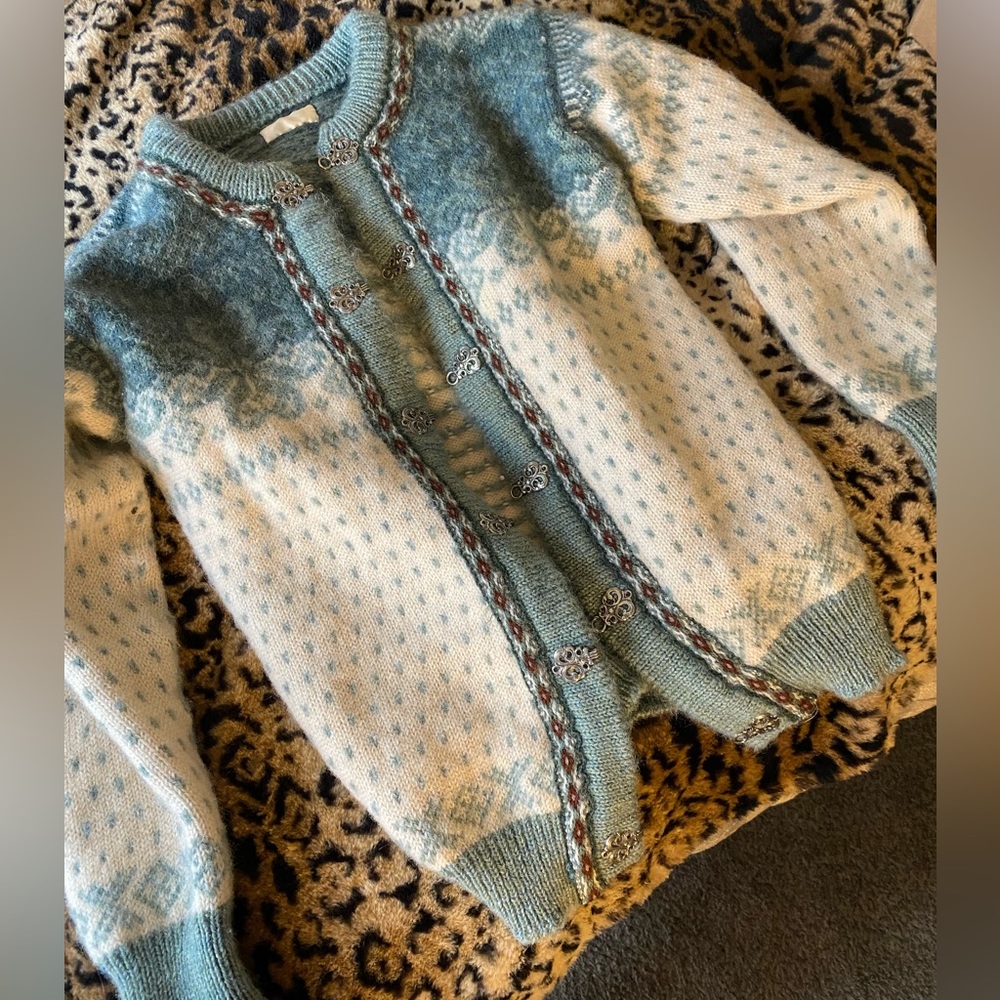 Vintage Scandinavian Sweater